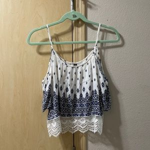 Women XS 2 Cold Shoulder Crop Top Lace Bohemian Blouse Spring Summer so pretty